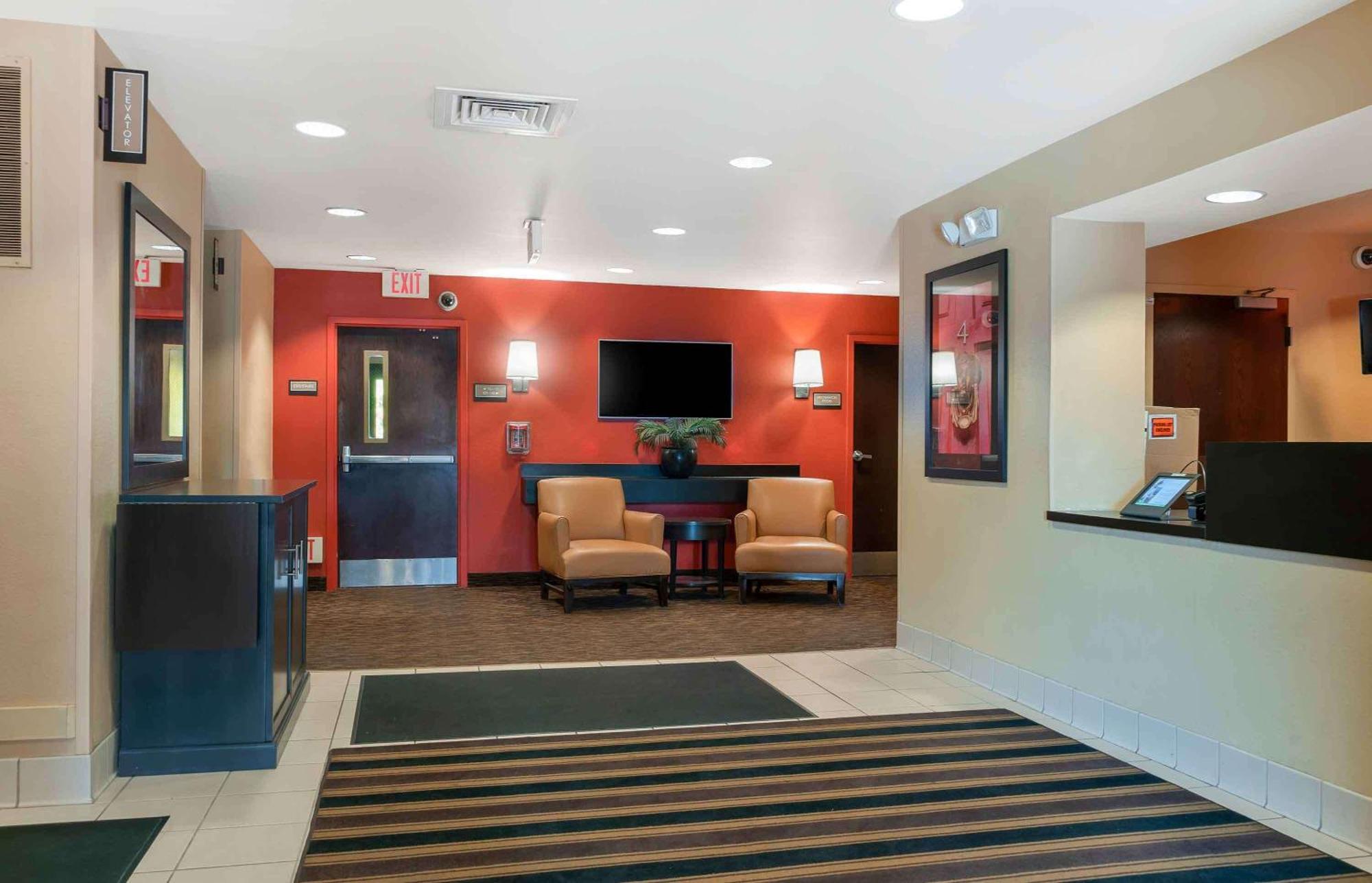 Extended Stay America Suites - Detroit - Canton Bagian luar foto