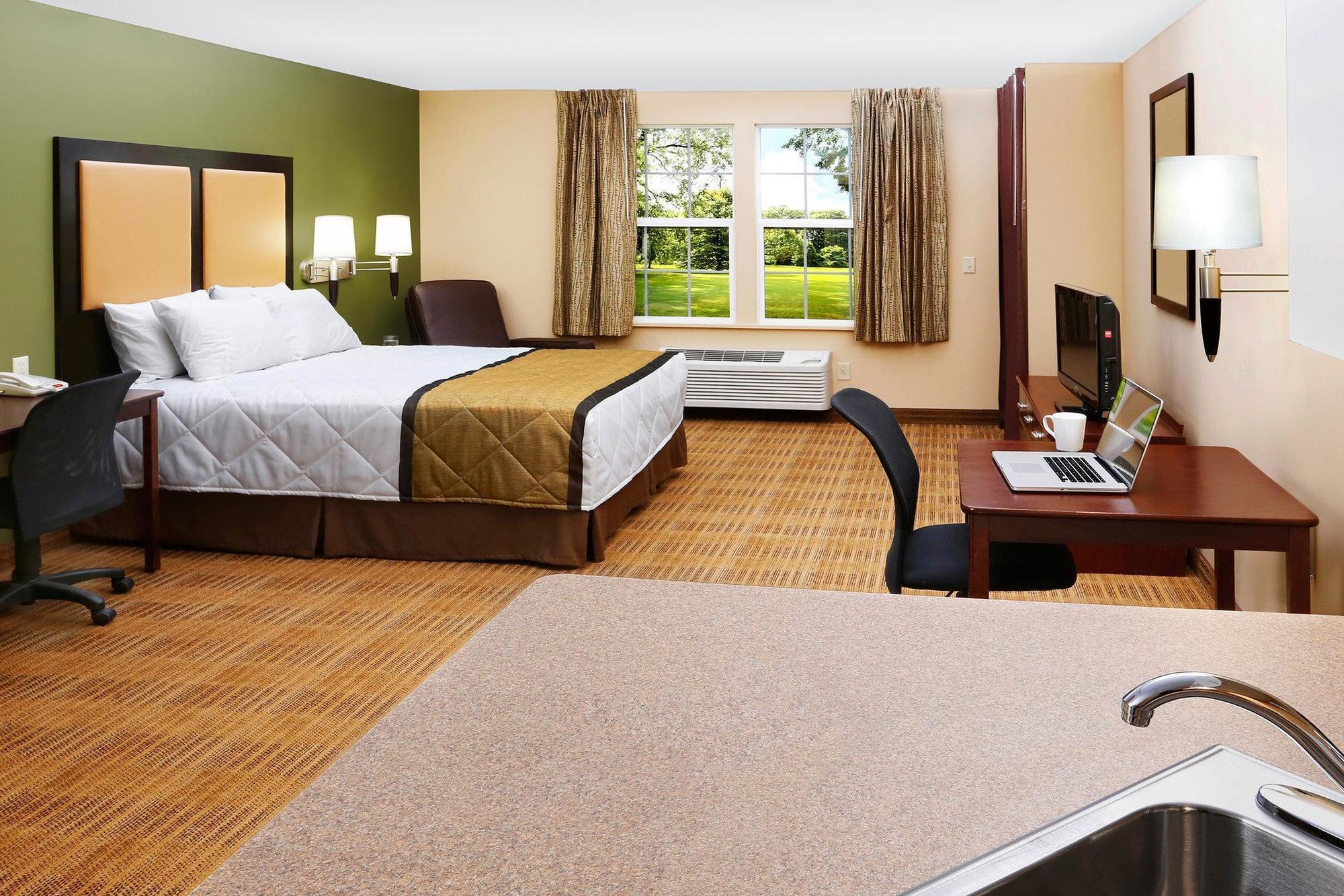 Extended Stay America Suites - Detroit - Canton Bagian luar foto